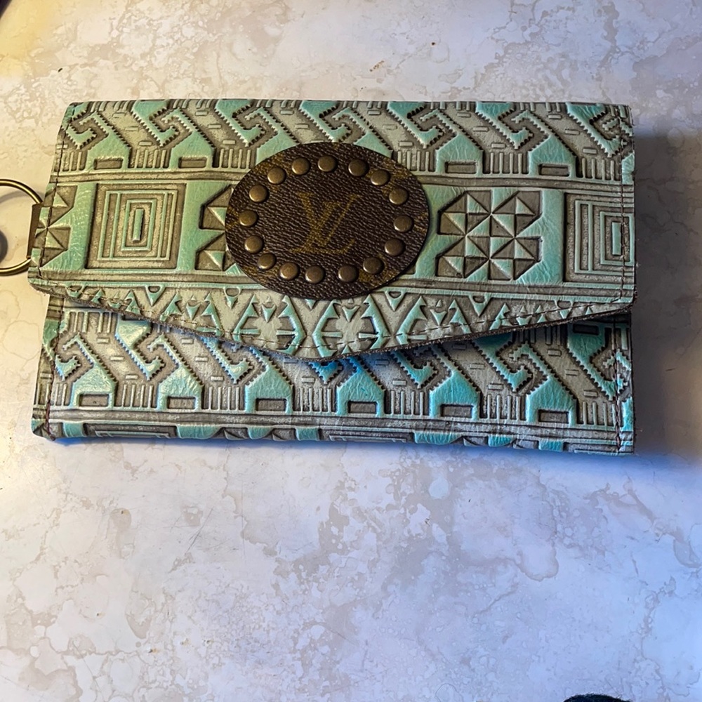 Beauty leather clutch